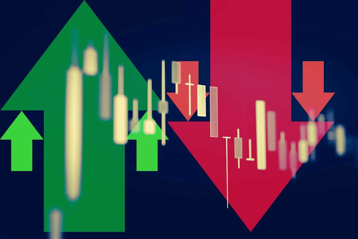 Erie Indemnity Stock: Is ERIE Underperforming the Financial Services Sector?