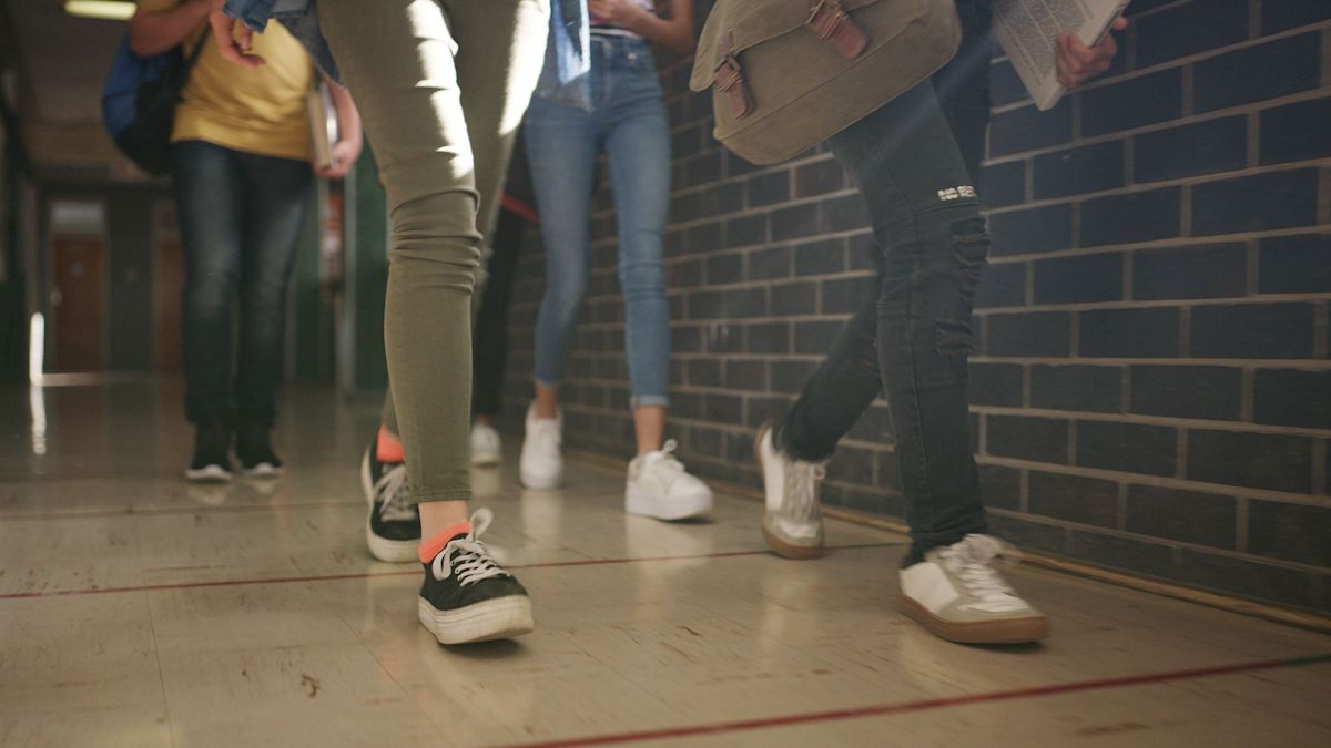 Philadelphia high school students start year 20 minutes away from campus after asbestos halts HVAC work