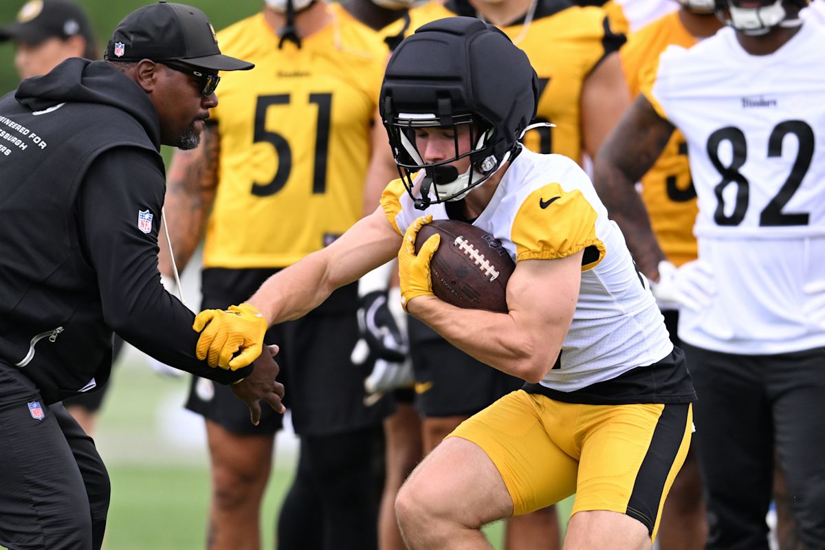 Pennsylvania women scammed by fake Pittsburgh Steelers player