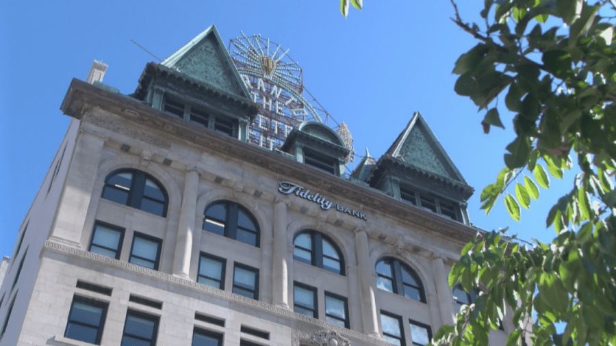 Restoring a city landmark