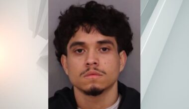 Teen accused of threatening two women at gunpoint