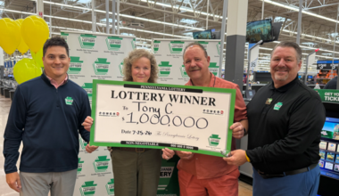 Man wins $1 million from Powerball after wife suffers heart attack: "I think you're a millionaire!"