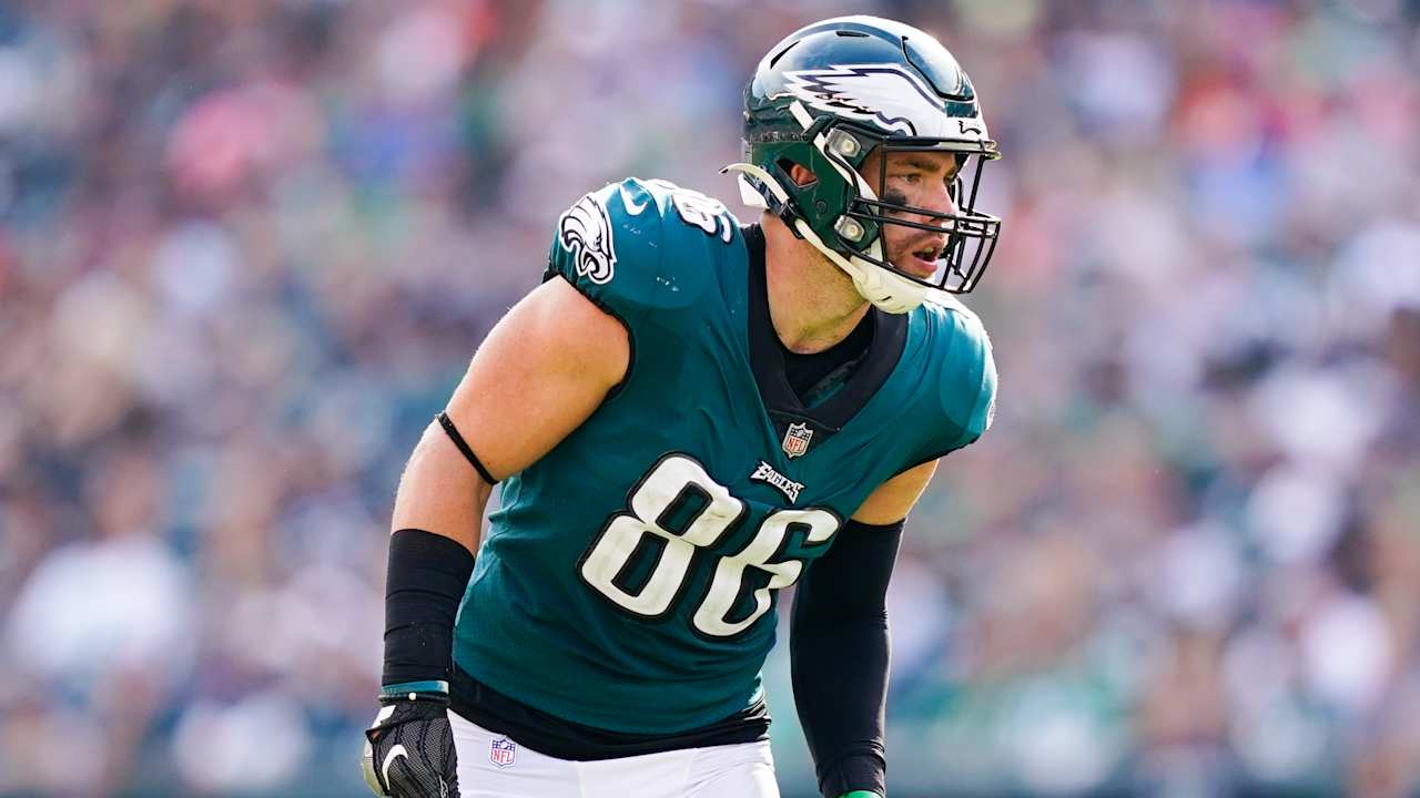 TE Zach Ertz reuniting with Eagles, signing to Philadelphia's practice squad | Latest NFL News, Analysis & Updates