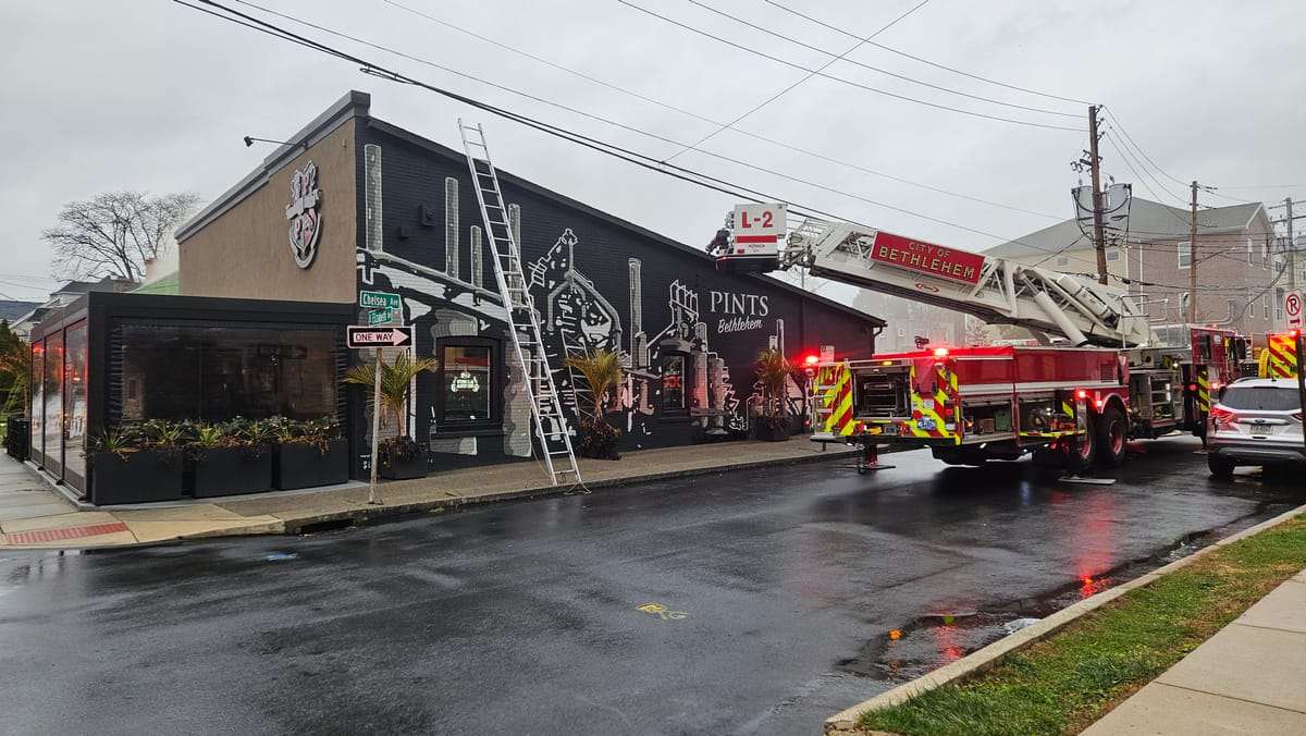 Fire at Pints & Pies in Bethlehem clears building