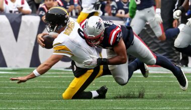 Aaron Rodgers makes admission about hard-hitting sack from Patriots defender