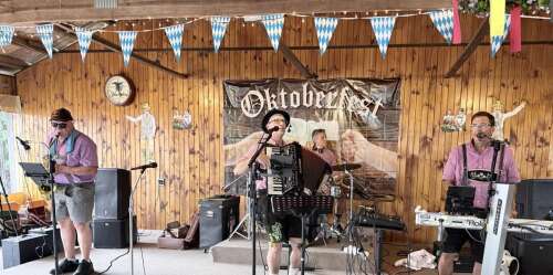 ‘Ein Prosit’ Coplay Saengerbund celebrates Oktoberfest – Lehigh Valley Press