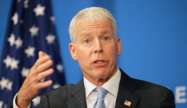 Energy Dept will spend $2 billion to squeeze more electricity from aging power grid