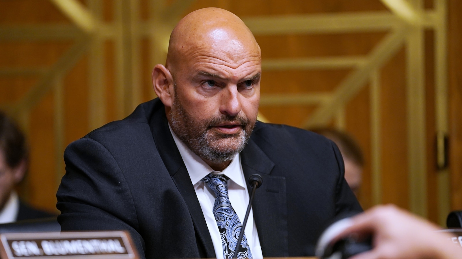 Sen. John Fetterman's isolation from Democrats grows stark in Pennsylvania