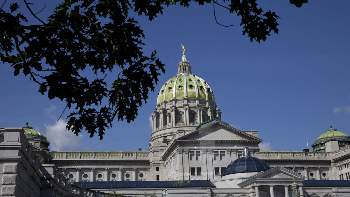 Pa lawmakers approve student cellphone ban in schools