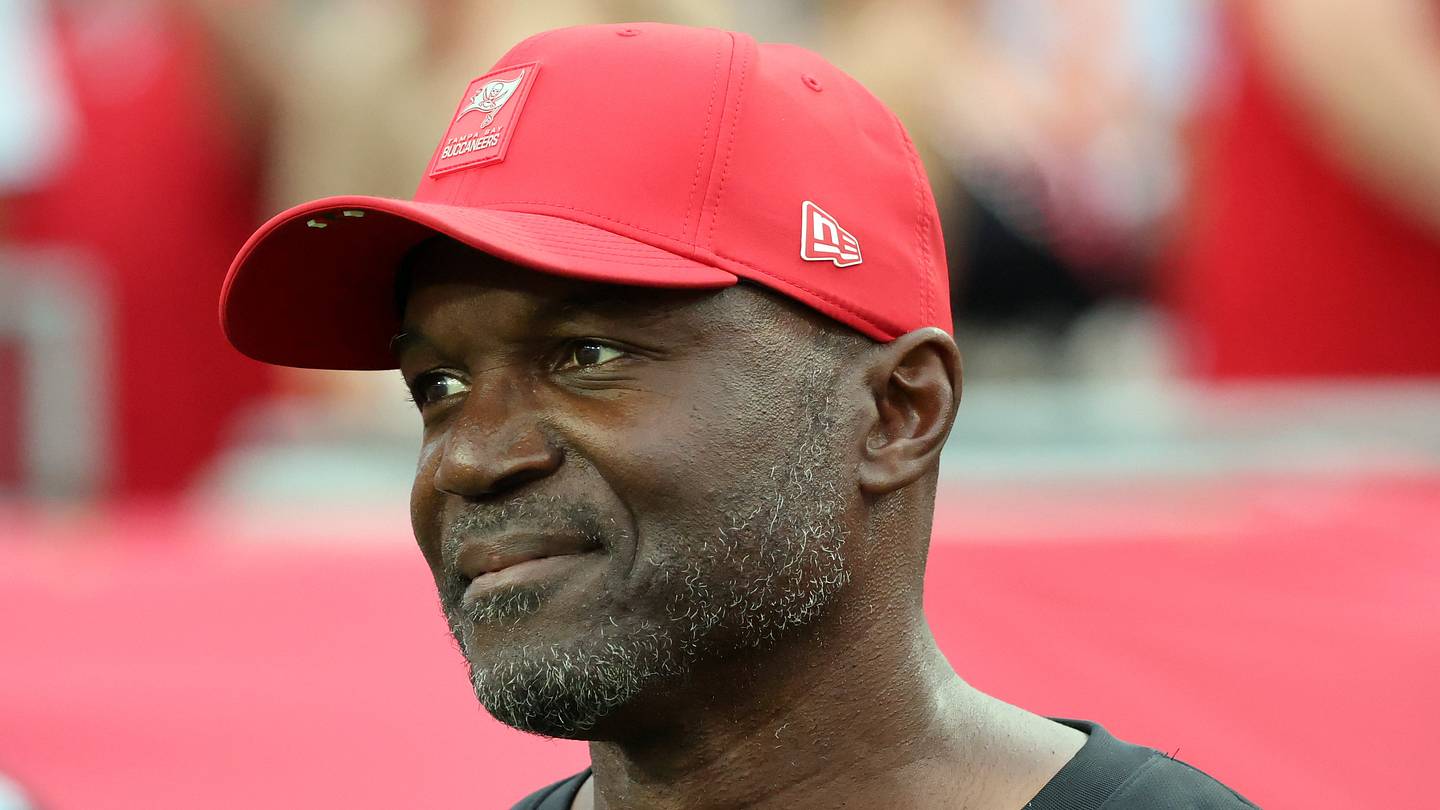 A Steelers writer just handed Todd Bowles the blueprint to slow down the Steelers offense.