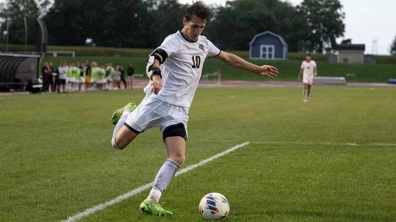 Yellow Jackets weather Storm for 2-1 victory