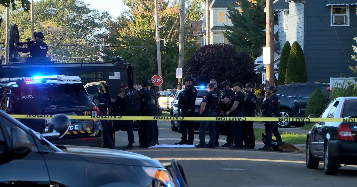 Shooting in Pennsylvania leaves 9 people dead including suspect