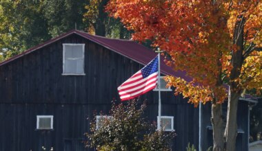 See photos of autumn leaves as fall begins in Erie County, Pa.