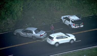 At least 2 hurt in crash on Kelly Drive in Philadelphia's Fairmount Park section