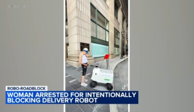 Woman arrested after blocking delivery robot in Center City Philadelphia confrontation