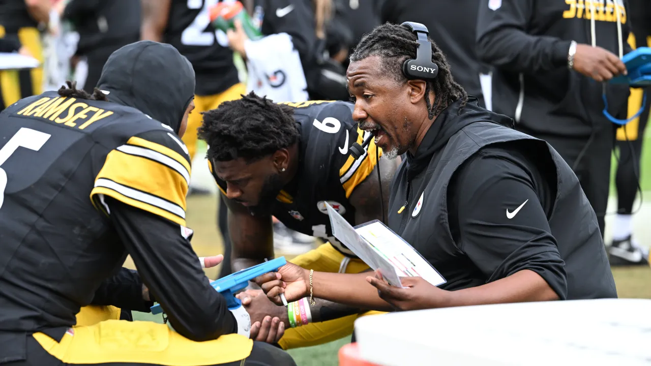 Steelers DC Patrick Graham Felt Like a Player Again image