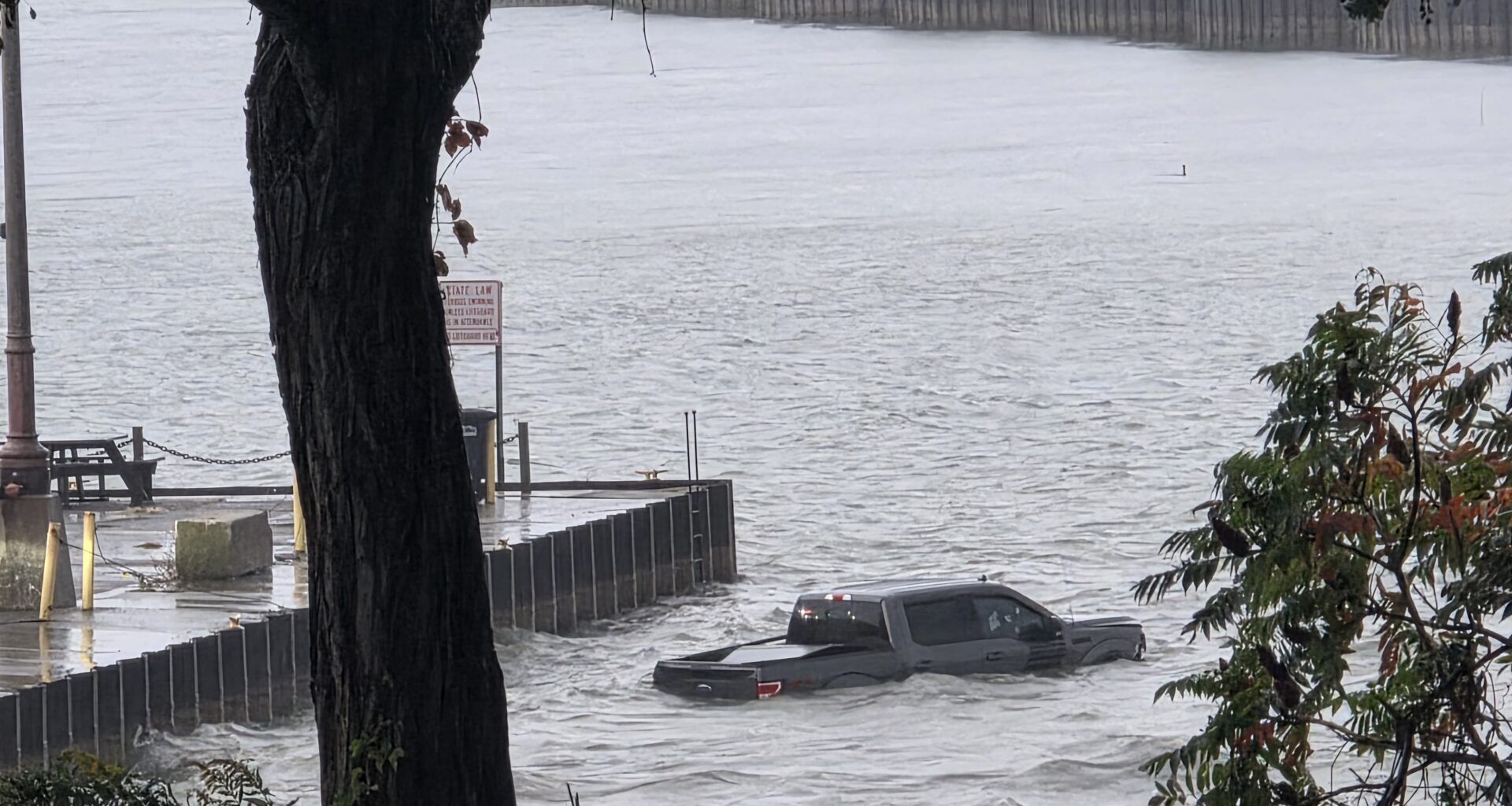 UPDATE: Rochester man charged after chase ends in Lake Erie