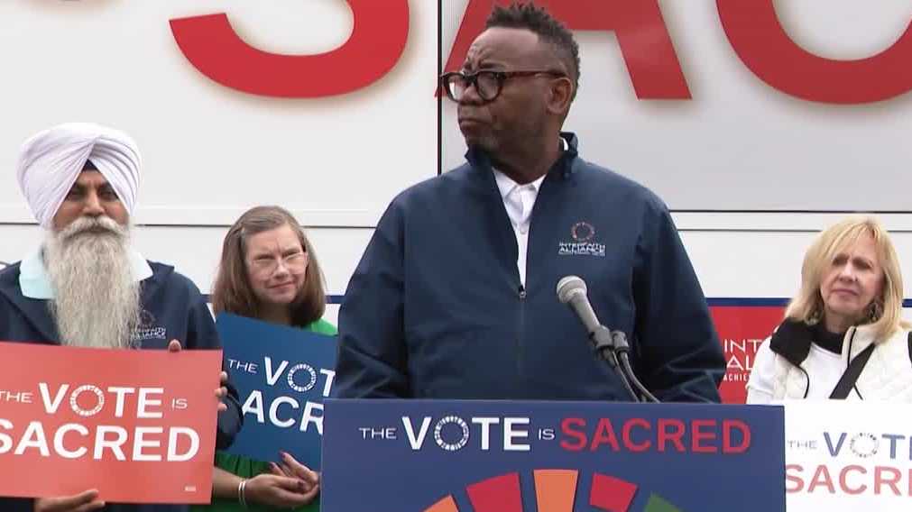 Faith leaders gather in Pittsburgh to promote voting ahead of election