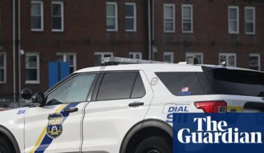 Man with gun kills one Philadelphia police officer and injures another | Philadelphia
