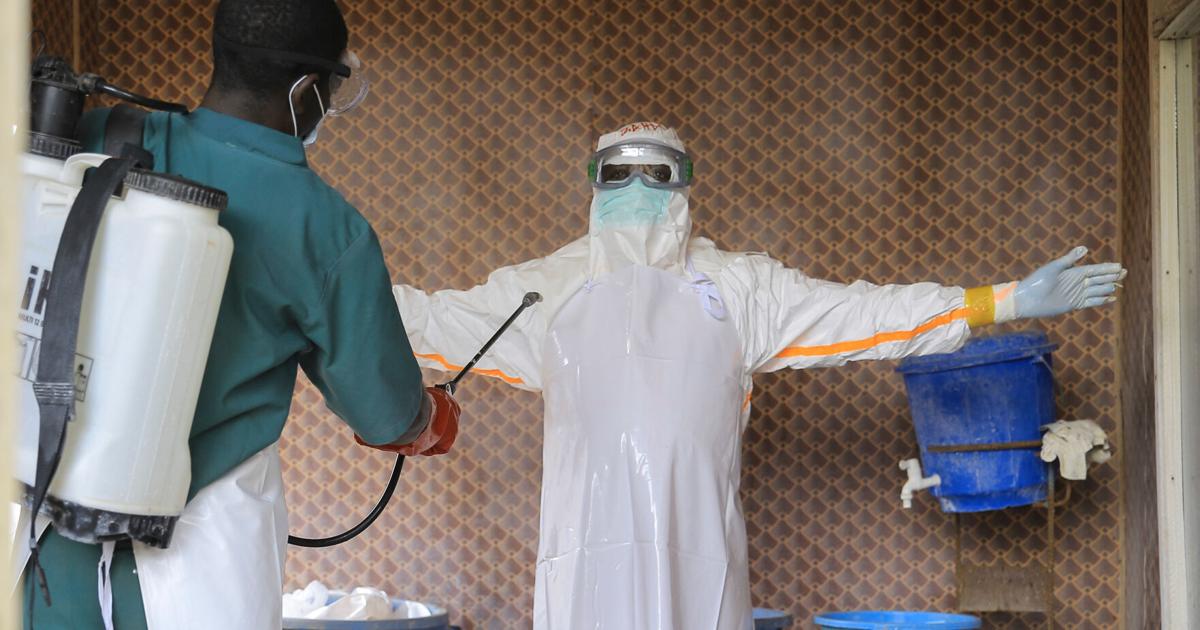 An Ebola treatment center was burned down as the death toll in Congo passes 4,000 | Ap-world