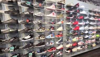 Popular sneaker and clothing chain to open 3rd Lehigh Valley location | Eat, Sip, Shop