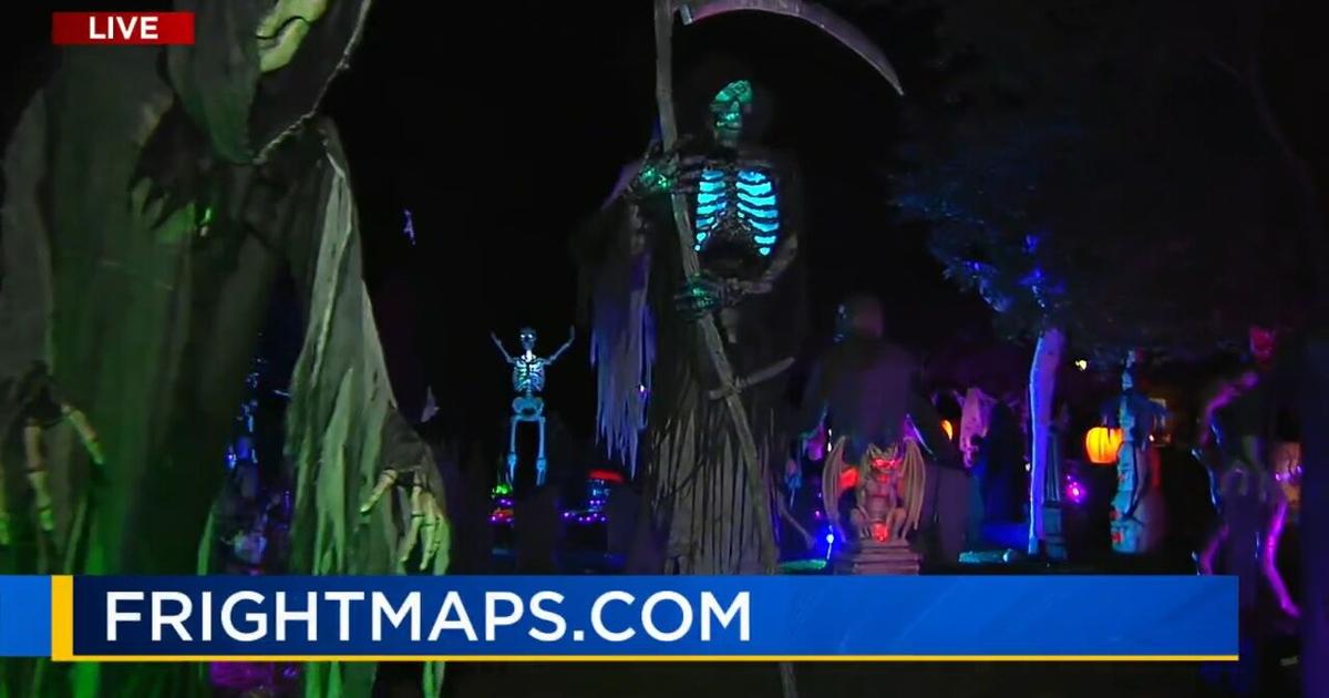 ‘Creepin’ for Critters’: Spooky Halloween display in Berks helps raise money for good cause | Reading Area
