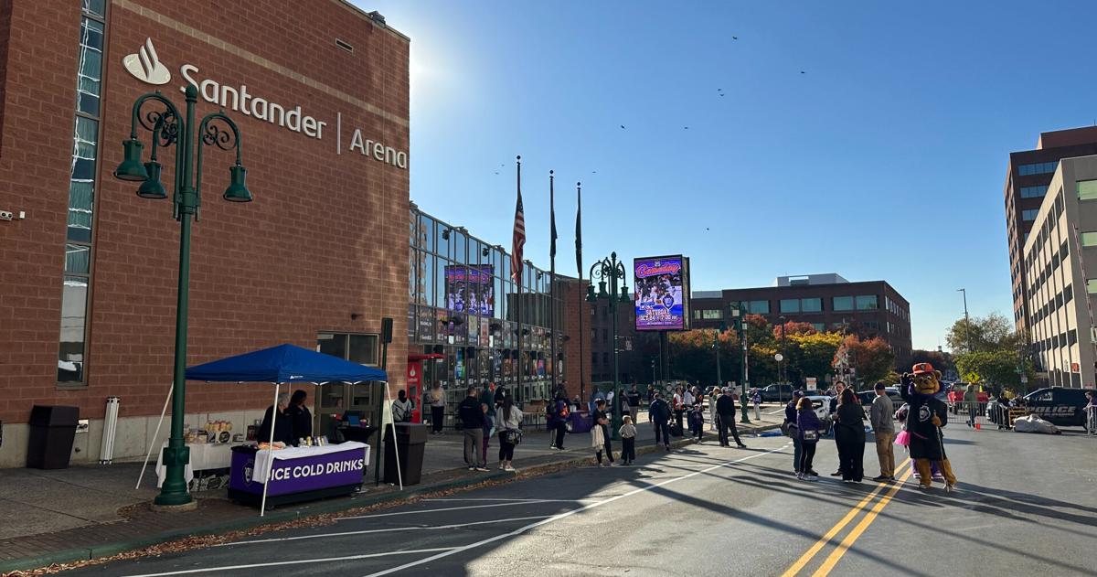 Reading Royals celebrate season home opener with block party | Reading Area