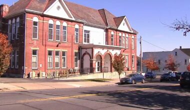Easton police investigate reported armed assault, attempted carjacking over parking spot | Easton Area