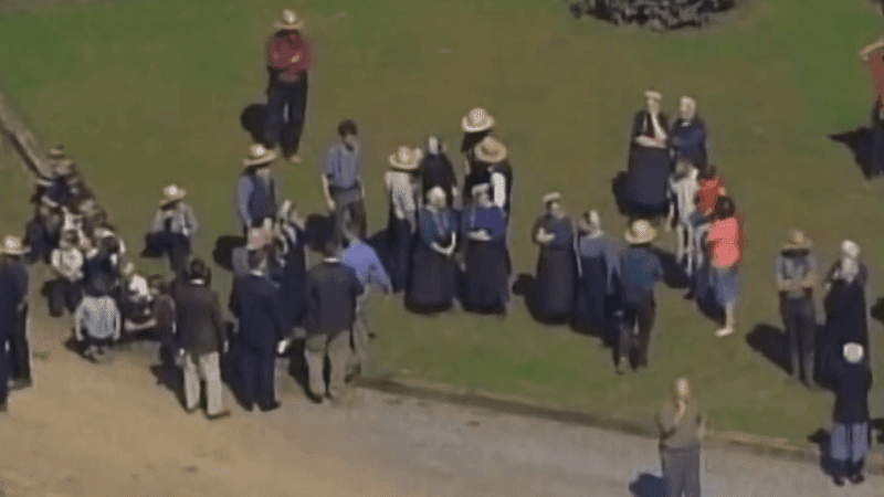 First responders on scene of a deadly shooting at an Amish school house in Nickel Mines, Pa., on Oct. 2, 2006. (WHP)