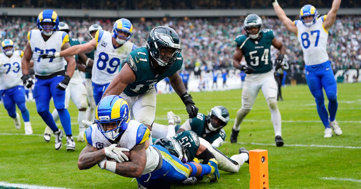 Rams rally behind Stafford, Williams from 10 points down in 4th quarter to beat Eagles 24-20 :: WRAL.com