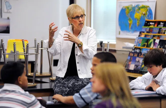 Westlake Middle School teacher Pamela Baldwin talks to her class on the first day of school Aug. 31 2009.