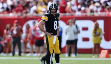 Steelers QB Aaron Rodgers Rips Buccaneers' Raymond James Stadium: 'One Of The Worst Surfaces in The League' image