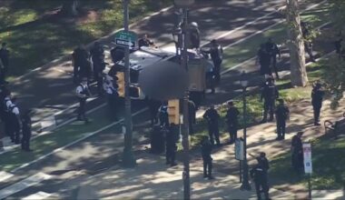 Live updates: Police kill armed man on Ben Franklin Parkway – NBC10 Philadelphia