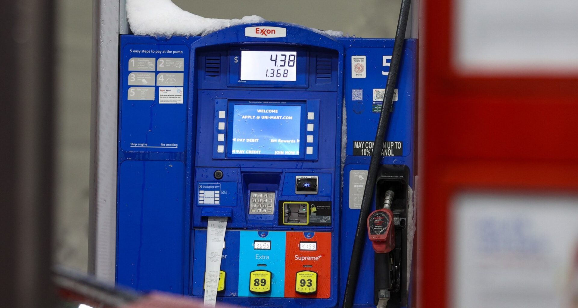 Average gas prices in Philly market down 2nd week in a row