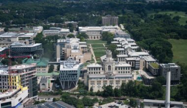 Carnegie Mellon selects leader of Miami campus