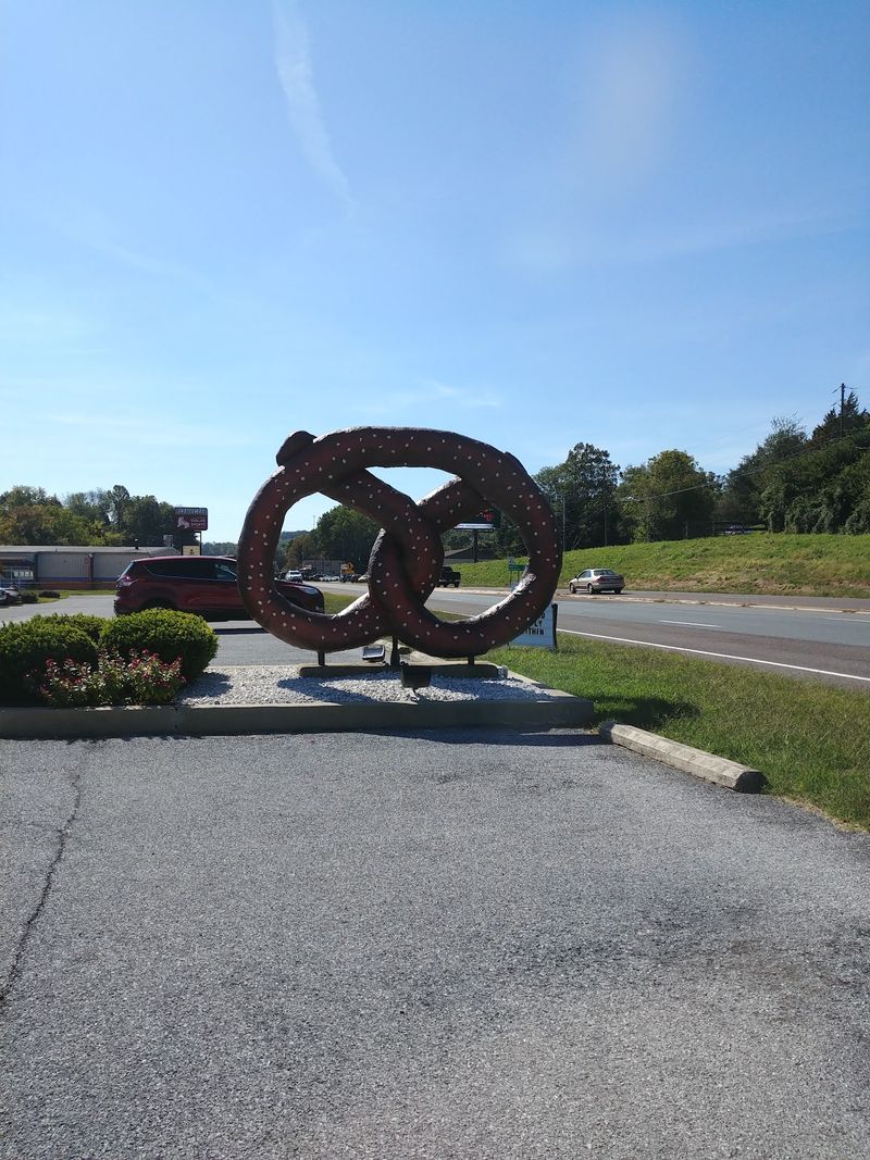 Hours, Prices, and Timing a Visit