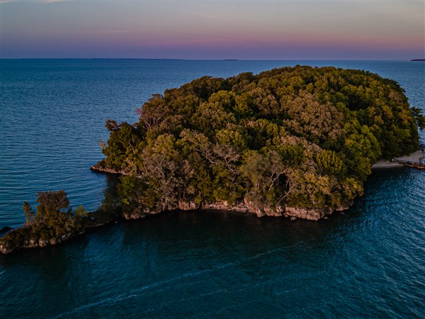 Metroparks Toledo helping conservation group buy historic Lake Erie island