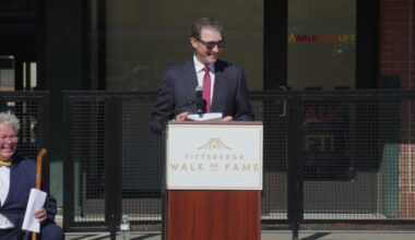 Mario Lemieux Inducted to Pittsburgh Walk of Fame