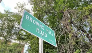 Pittsburgh begins red-light enforcement at major Squirrel Hill intersection