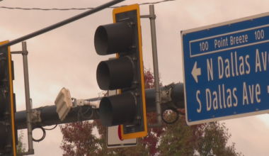 Pittsburgh begins issuing fines for red-light camera violations