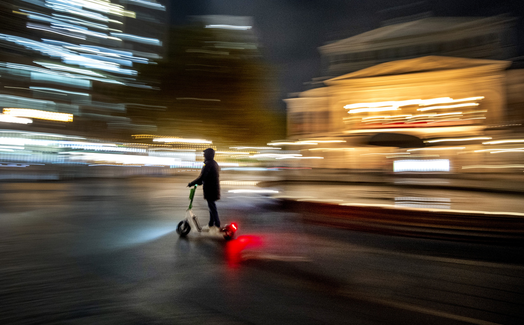 Are e-scooters too dangerous to drive in Philadelphia?
