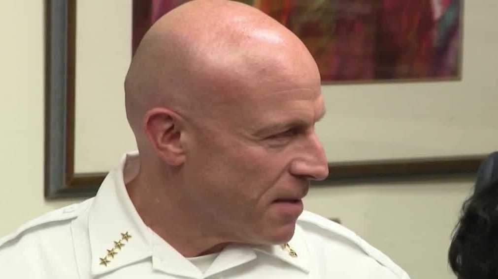 Pittsburgh Bureau of Police eyes 900-officer goal