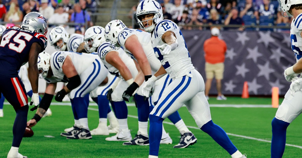 Colts make roster moves ahead of Sunday’s game against Pittsburgh