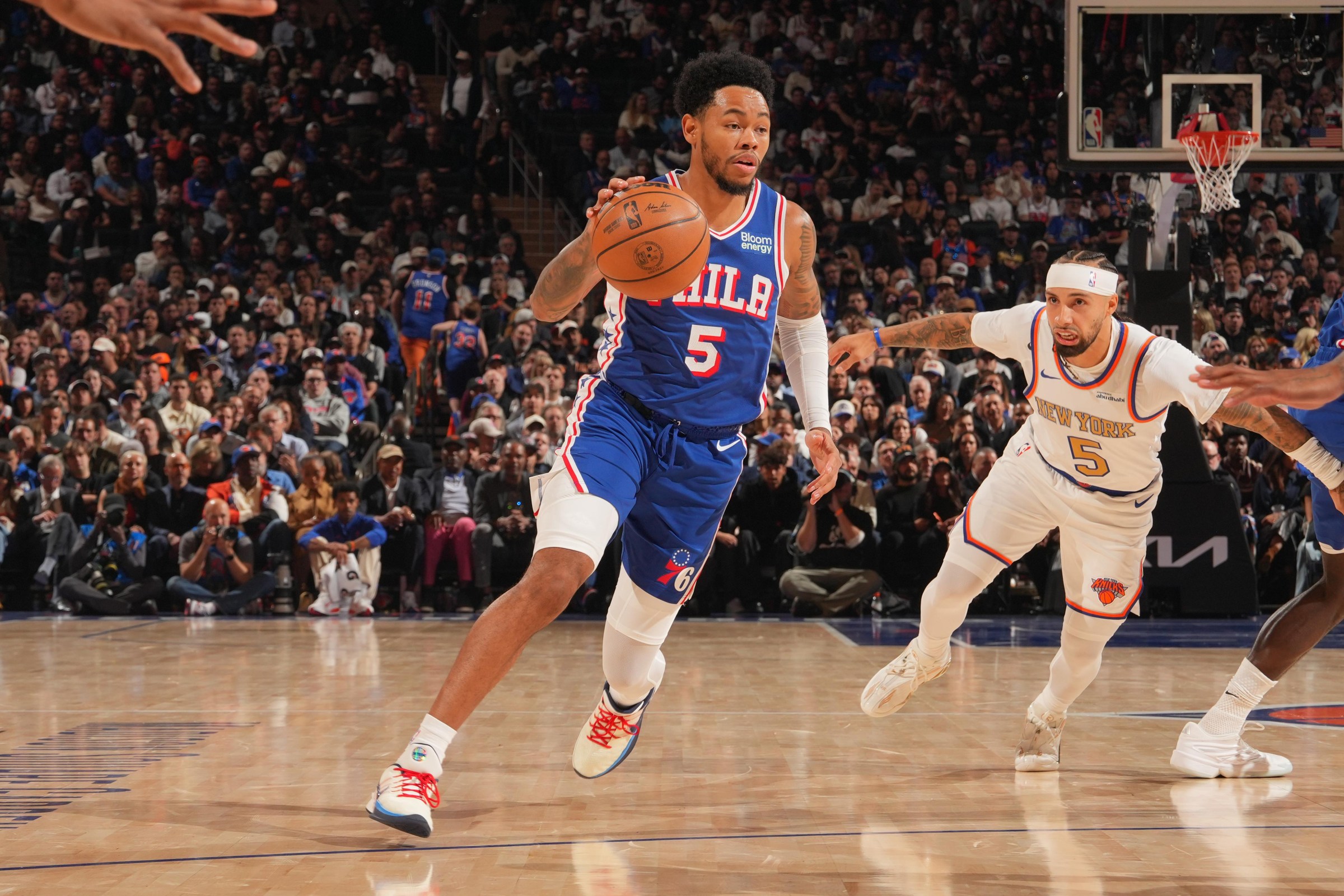 NEW YORK, NY - OCTOBER 20: Anfernee Simons #5 of the Philadelphia 76ers dribbles the ball during the game against the New York Knicks on October 20, 2026 at Madison Square Garden in New York City, New York. NOTE TO USER: User expressly acknowledges and agrees that, by downloading and or using this photograph, User is consenting to the terms and conditions of the Getty Images License Agreement. Mandatory Copyright Notice: Copyright 2026 NBAE (Photo by Jesse D. Garrabrant/NBAE via Getty Images)