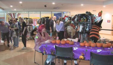 Spirit Halloween hosts party for patients, families at UPMC Children’s Hospital – WPXI