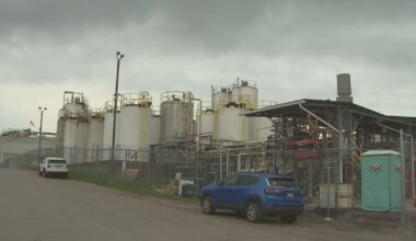 Neighbors hear nonprofit’s preliminary testing results amid concerns about odors near paint plant