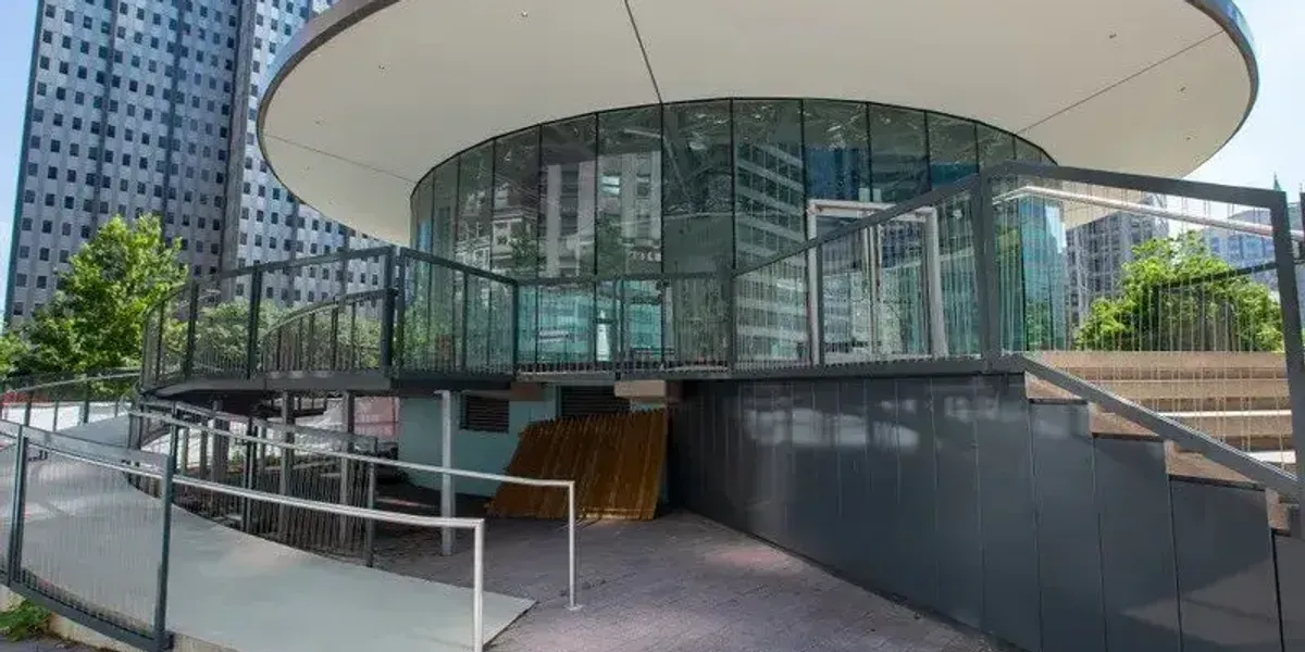 Council committee advances contract to reopen, run Love Park ‘Saucer’ building