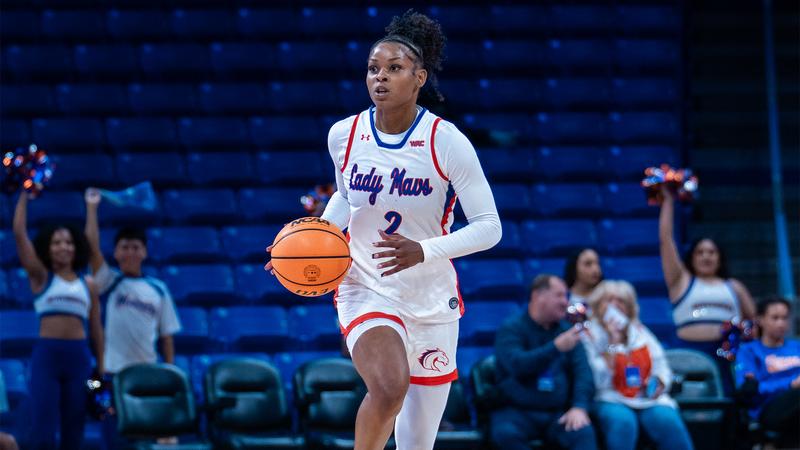 Lady Mavs Drop Exhibition Against New Mexico