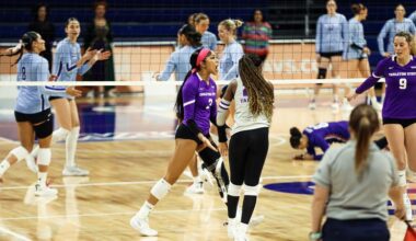 Texan Volleyball defeats UT Arlington in a thrilling five set match