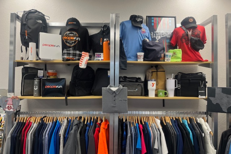 Logotology corporate gift selection